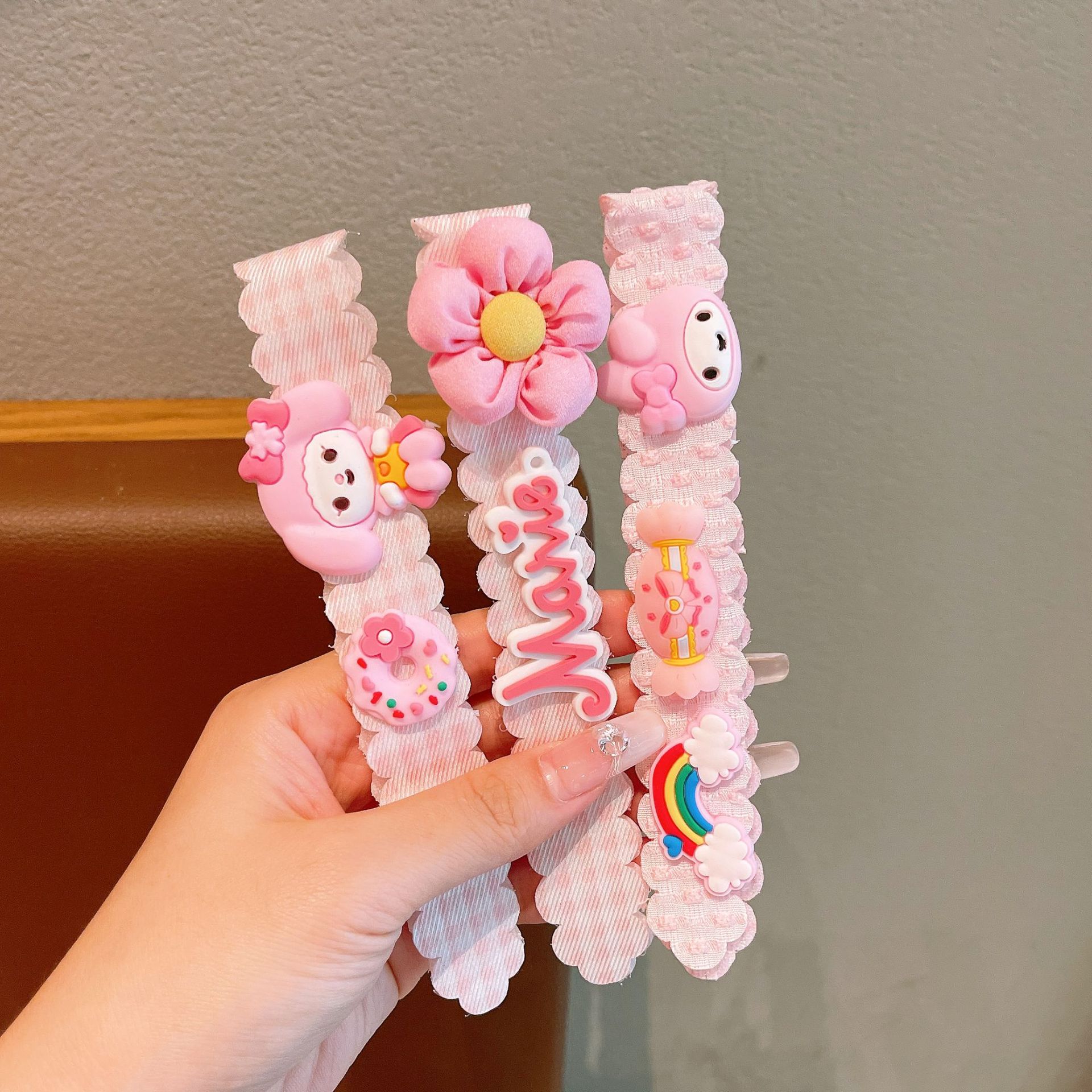 Los niños coreanos publican pegatinas mágicas de color caramelo de dibujos animados lindo y simple acabado de cabello roto artefacto Velcro de frutas