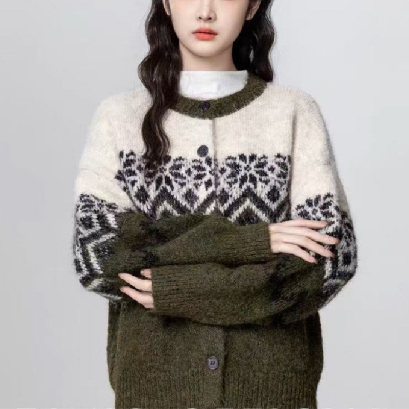 费尔岛欧美跨境秋冬季女式针织衫复古北欧圣诞雪花提花毛衣女外套|undefined