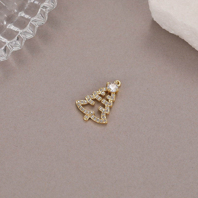 Plating, Inlay Design Elegant, Simple Style, Streetwear Style 1 Piece Copper Zircon Christmas Tree Heart Shape Butterfly Elegant Simple Style Streetwear