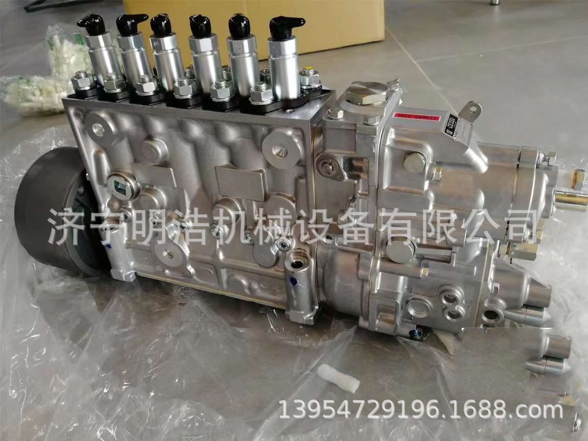 三一SY335原装五十铃油泵6HK1 (1)