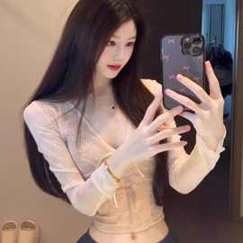跨境辣妹v领长袖蕾丝衫女装秋冬季设计感小众修身内搭上衣显瘦