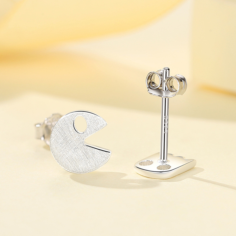 Plata esterlina s925 pendientes de plata cepillada mori pendientes asimétricos hembra dulce estilo fresco pendientes moda pendientes personalizados