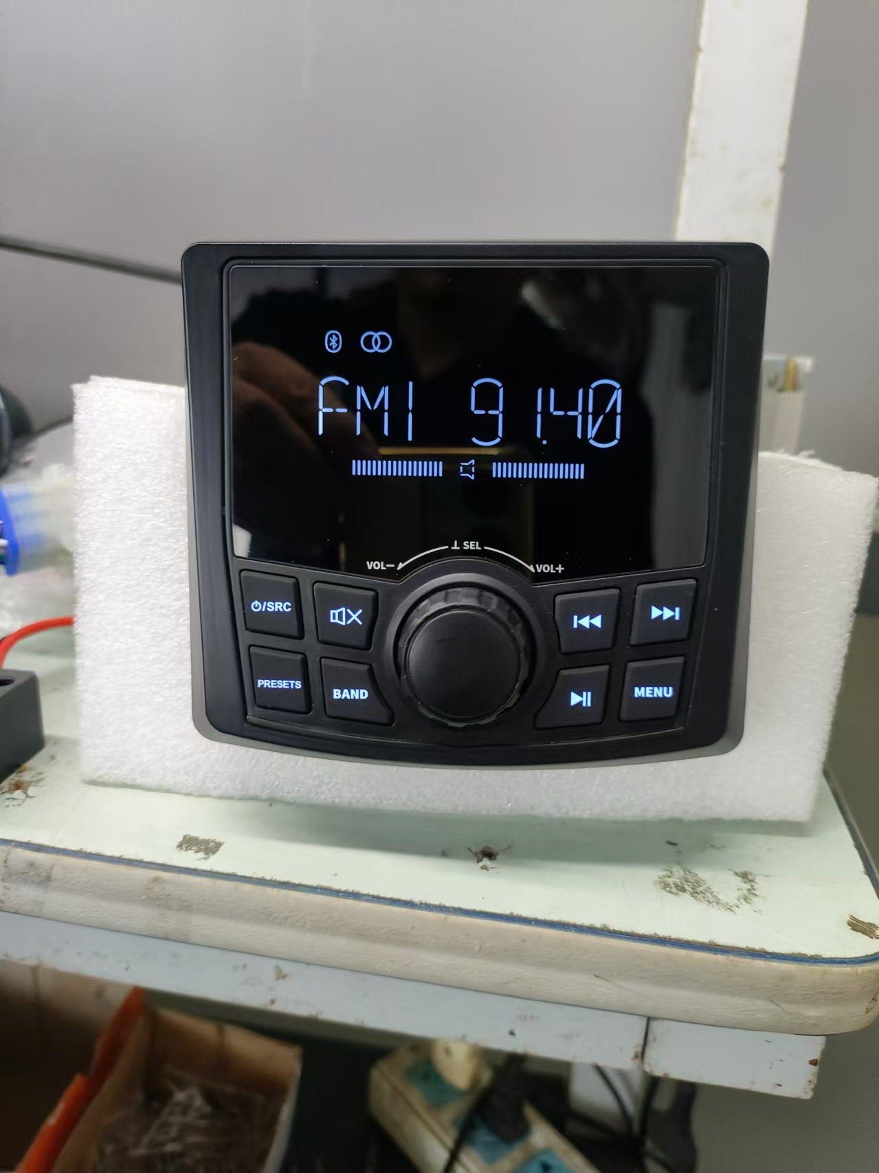 Waterproof Amplifier for Yacht and Motorboat Sauna with Mp3.Mp5, Radio, Portable Speaker, and Bluetooth Connectivity