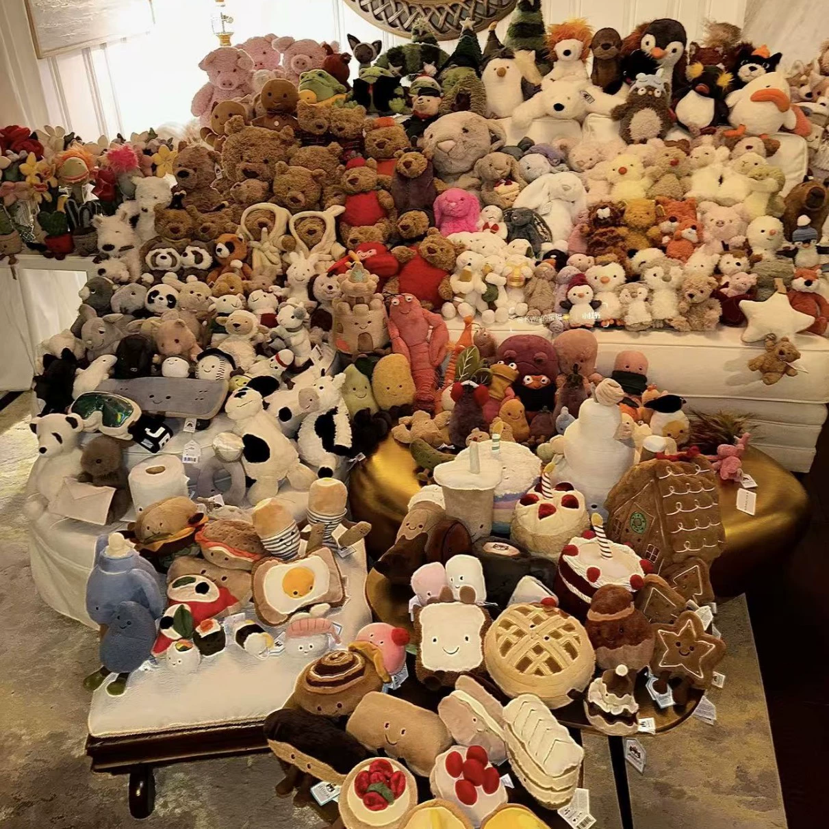 Carefully selected 48 pieces in stock British fun series collection plush doll Barceló Bear Matcha Dragon comfort doll
