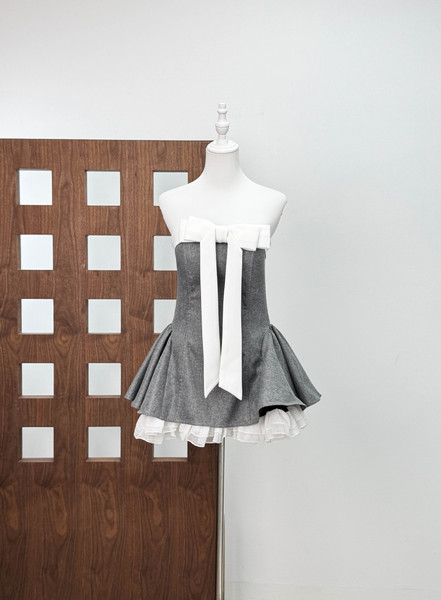 Vietnam Niche Ballet Style Bow Strapless dress Women's Spring 2025ss Daughter Tight Waist Puff Skirt