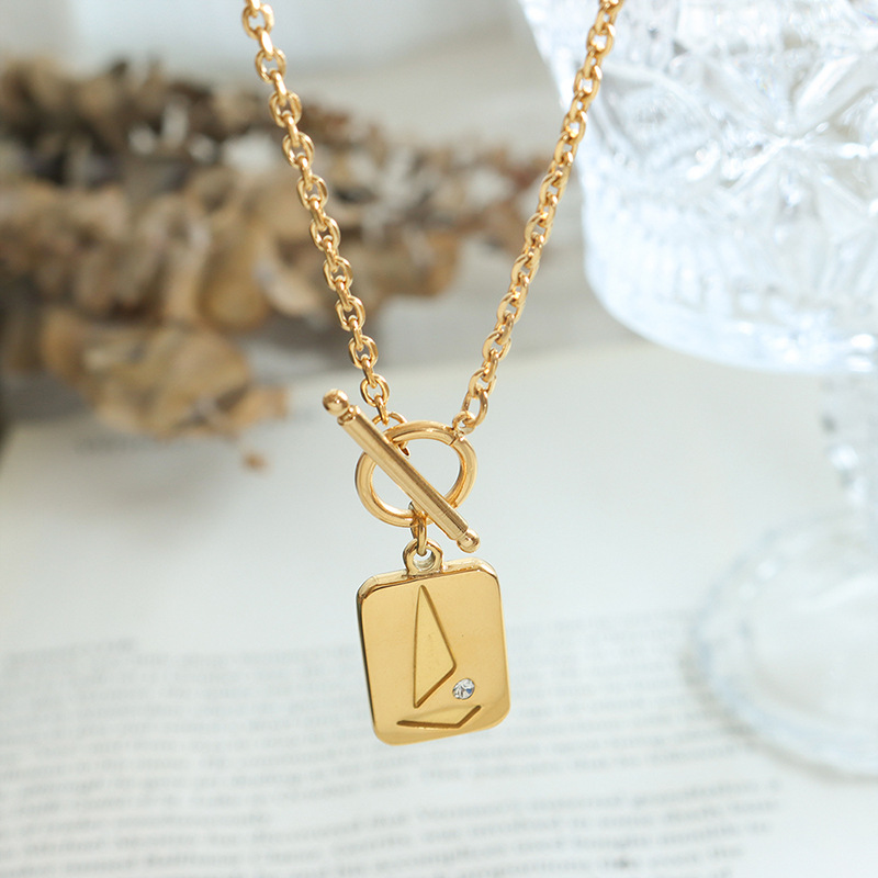 ins wind OT fibbia pendente quadrato triangolare zircone intarsiato collana geometrica titanio acciaio K oro catena clavicola unisex_voghion.com