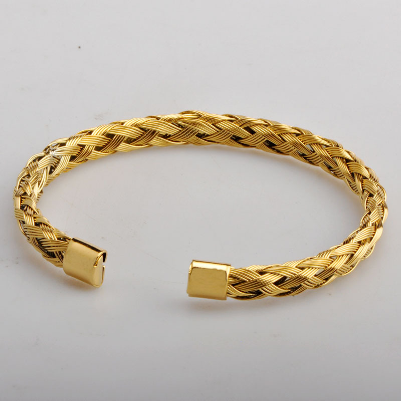 Retro Solid Color Titanium Steel 18K Gold Plated Bangle In Bulk display picture 3