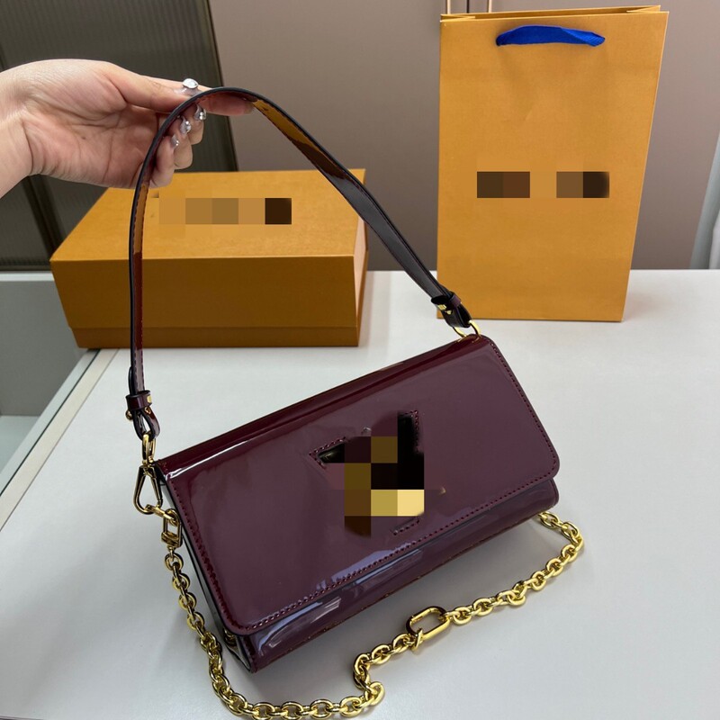 Designer Women's Bag Patent Leather Classic Retro Elegant One-Shoulder Crossbody Handbag for Women