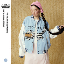 2025秋季新款学院小猫贴布刺绣印花蓝色棒球服男女情侣PU皮夹克