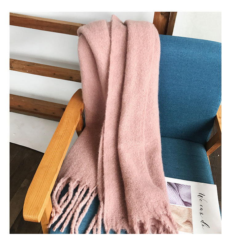 Women's Fashion Solid Color Polyester Tassel Winter Scarves display picture 13