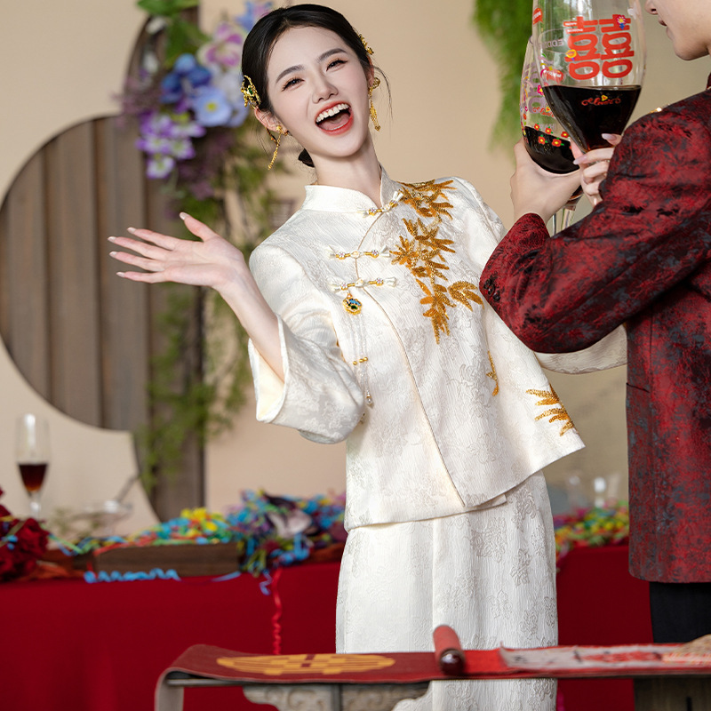金玉儿原创新中式米白色敬酒服新娘2025新款结婚礼服订婚高雅套装|undefined