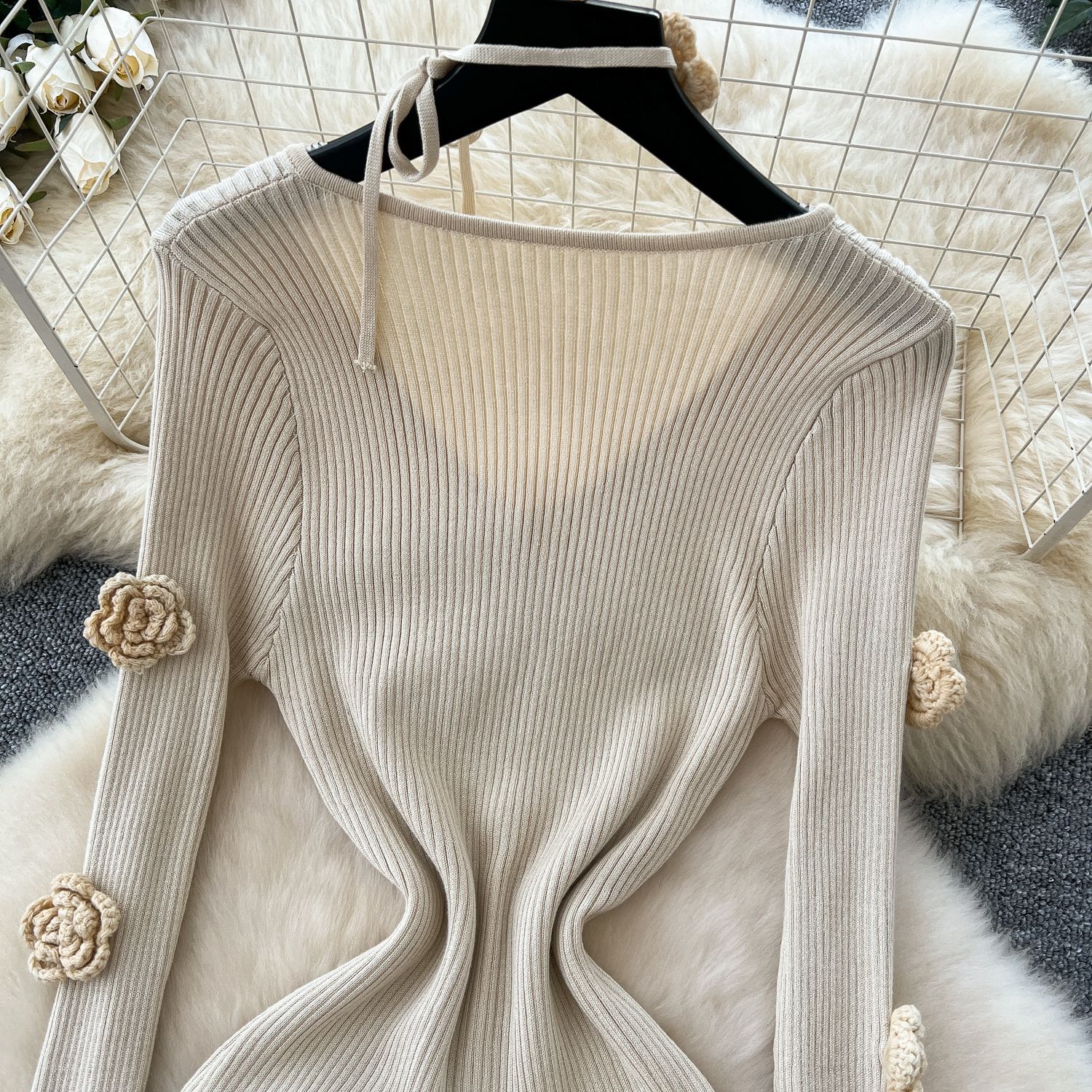 Women's Stylish V Neck Long Sleeved Floral Pattern Dress Slim Fit Inner Layer Sweater Dress Autumn Winter Style_ecoleips.com