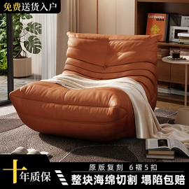 实木床;餐桌;餐椅