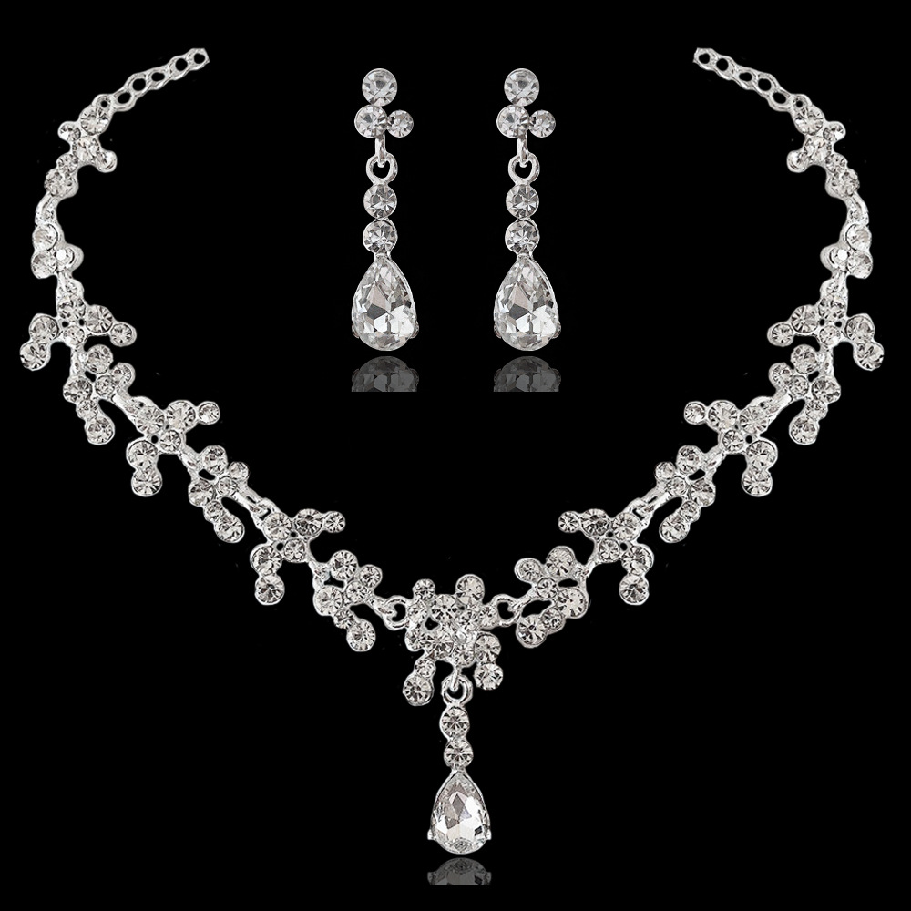 Bridal Rhinestone Water Drop Necklace And Earrings Set Three Piece_voghion.com