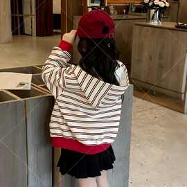 女童秋装外套新款条纹中大童女孩春秋季休闲时髦连帽卫衣外套
