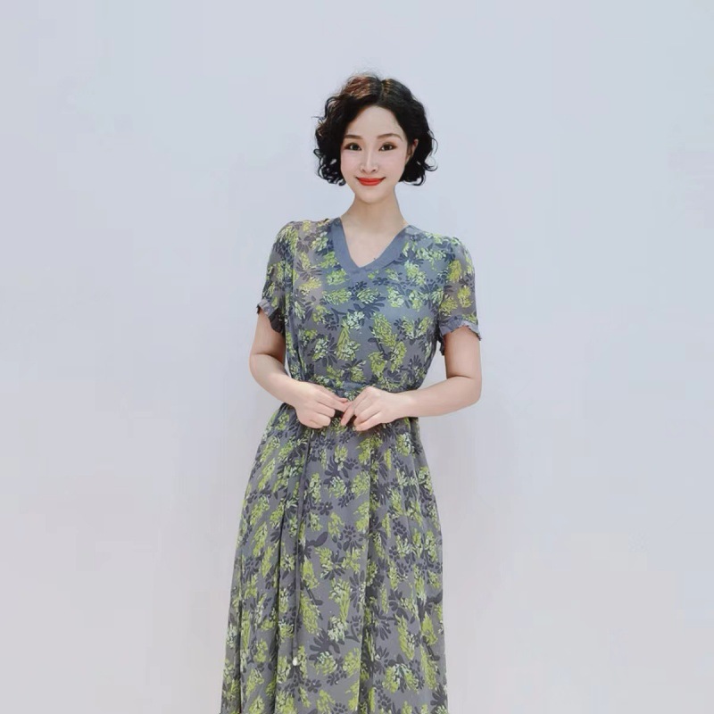 Fashionable retro fitted brace