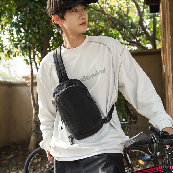 Nylon chest bag