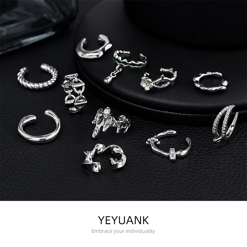 Boucles d'oreilles clips minimalistes pour oreilles non percées_voghion.com
