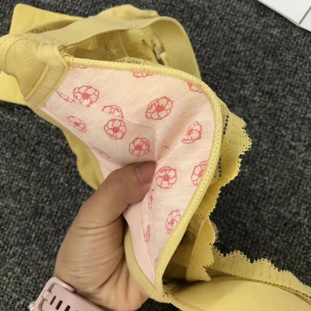 Nuevo sujetador de alta calidad de moda de encaje jacquard transpirable y cómodo ajuste lateral de pecho de botón múltiple ropa interior mujer