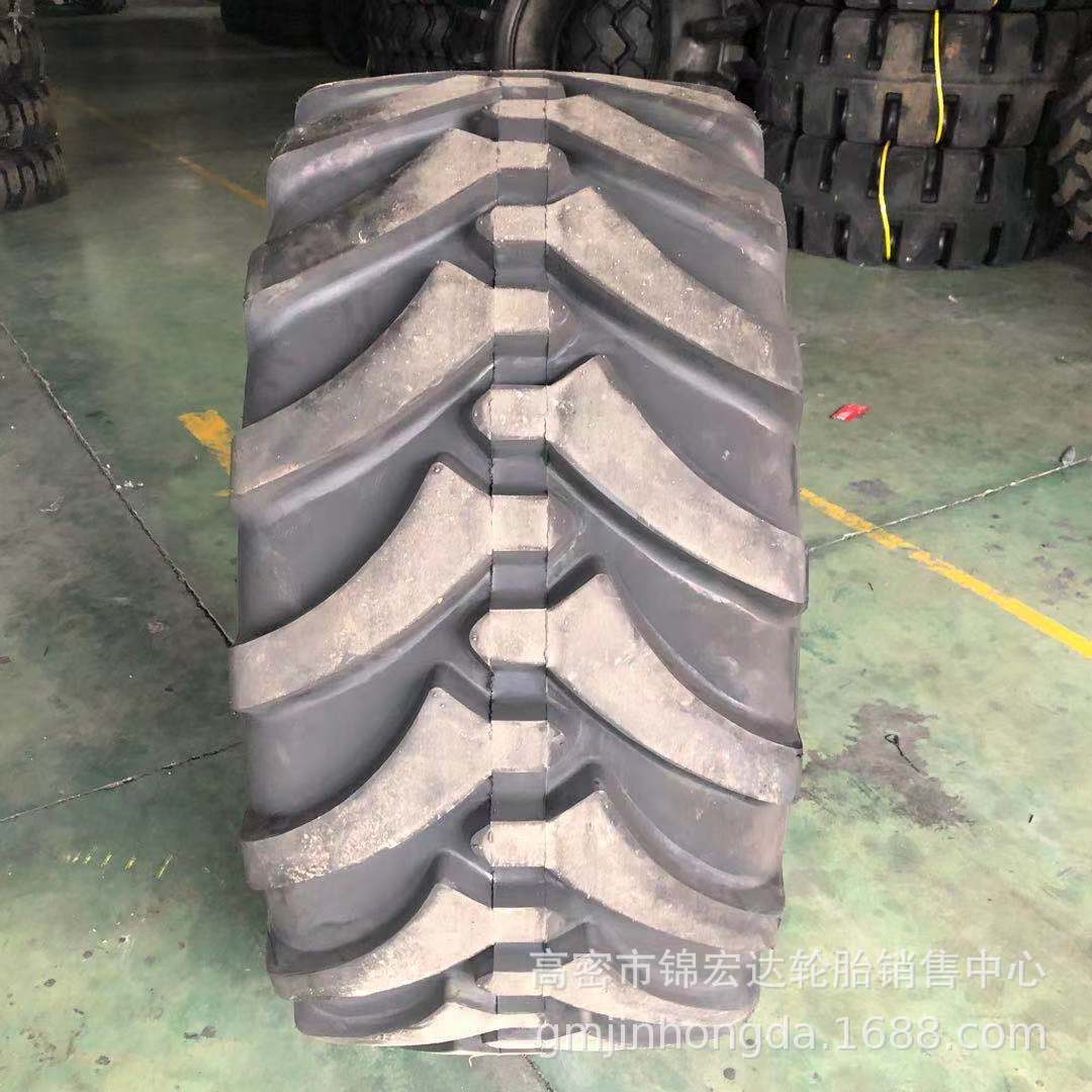 农用联合收割机轮胎21.3-24人字轮胎拖拉机青储机改装加宽轮胎