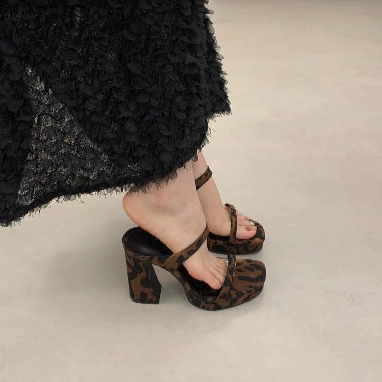 Летние сандалии с открытым носком на толстой подошве и водонепроницаемой платформе на толстом каблуке в сказочном стиле, женская обувь с квадратным носком и босоножки на высоком каблуке