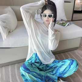 夏季防晒减龄洋气炸街套装女2024薄款冰丝长袖上衣阔腿裤凉凉裤子