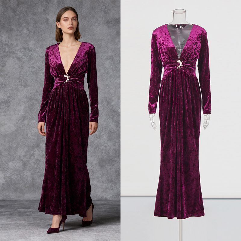 2026 Summer New Style Luxurious Retro Purple Velvet Long Dress Women's V-Neck High Slit Dress Long Dress