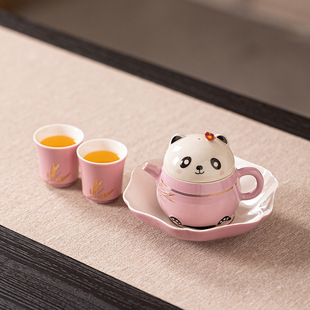 Creative Panda Kung Fu Tea Set Ceramic Guest Cups Portable Outdoor One Pot Two Cups Tea Brewing Set Tea Tray for Home Use