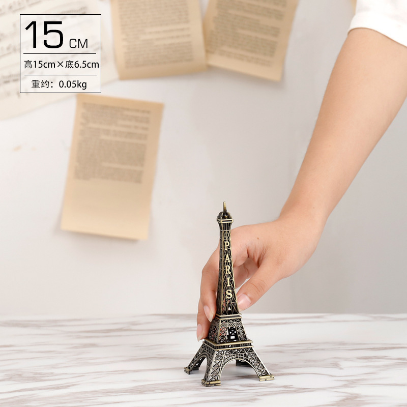 15CM Torre Eiffel Decoración