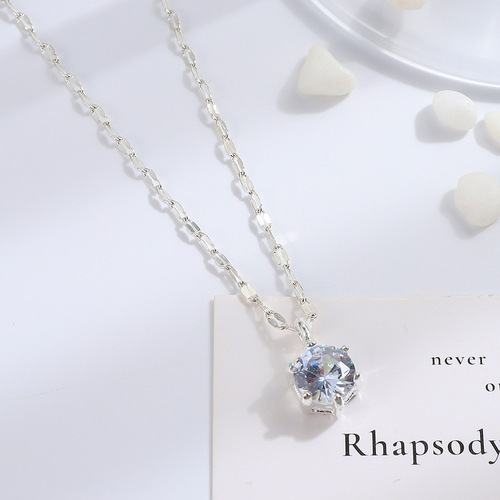 European and American ins single diamond necklace for women, fashionable light luxury niche design pendant clavicle chain temperament simple necklace