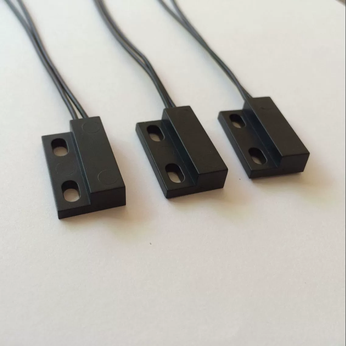 Шкаф для обуви Дезинфекционный шкаф Холодильник Очиститель воды Мелкая бытовая техника Квадратная дверь Магнитная индукция Нормально открытый Нормально закрытый бесконтактный выключатель