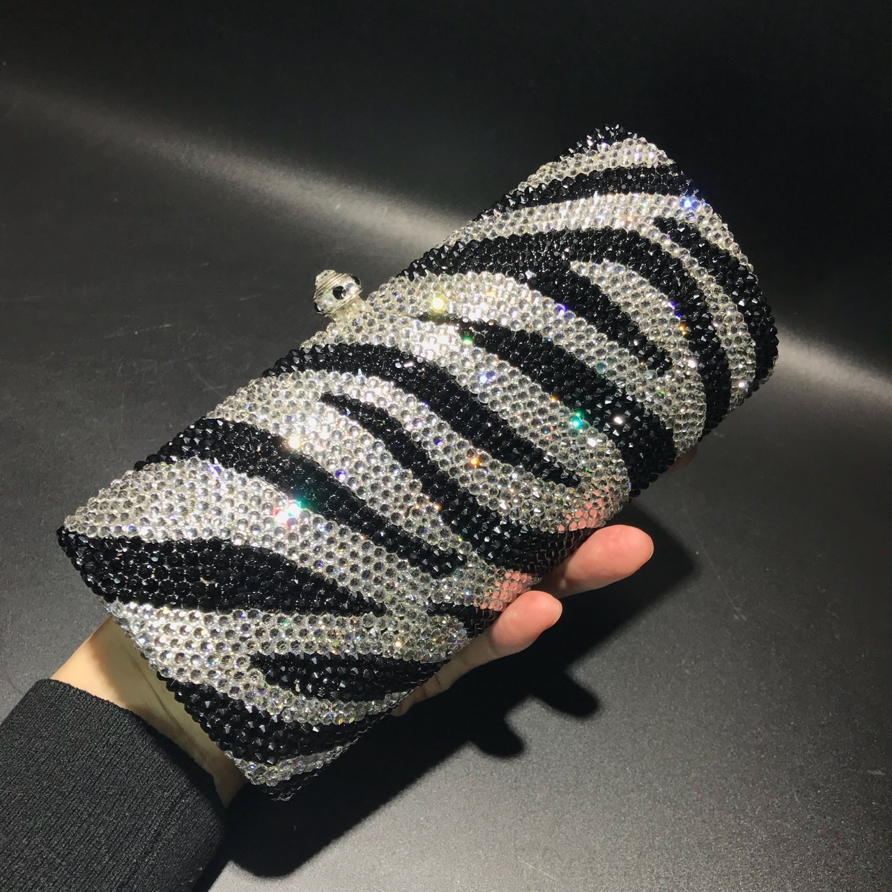 Transfronterizos nuevos cebra diamantes bolsa de cena europea y americana bolsa de diamantes de mano mano de mujer bolsa de diamantes de mano