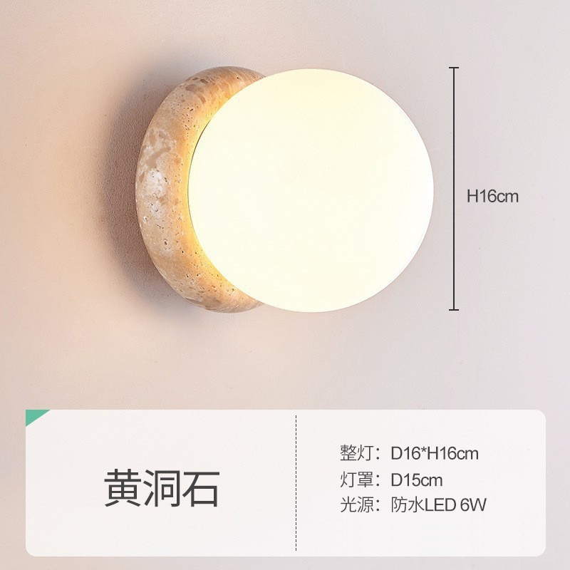estilo japonés retro cabecera de cama agujero amarillo lámpara de pared de piedra silenciosa balcón sala de estar sofá TV pared de fondo escalera lámpara pasillo