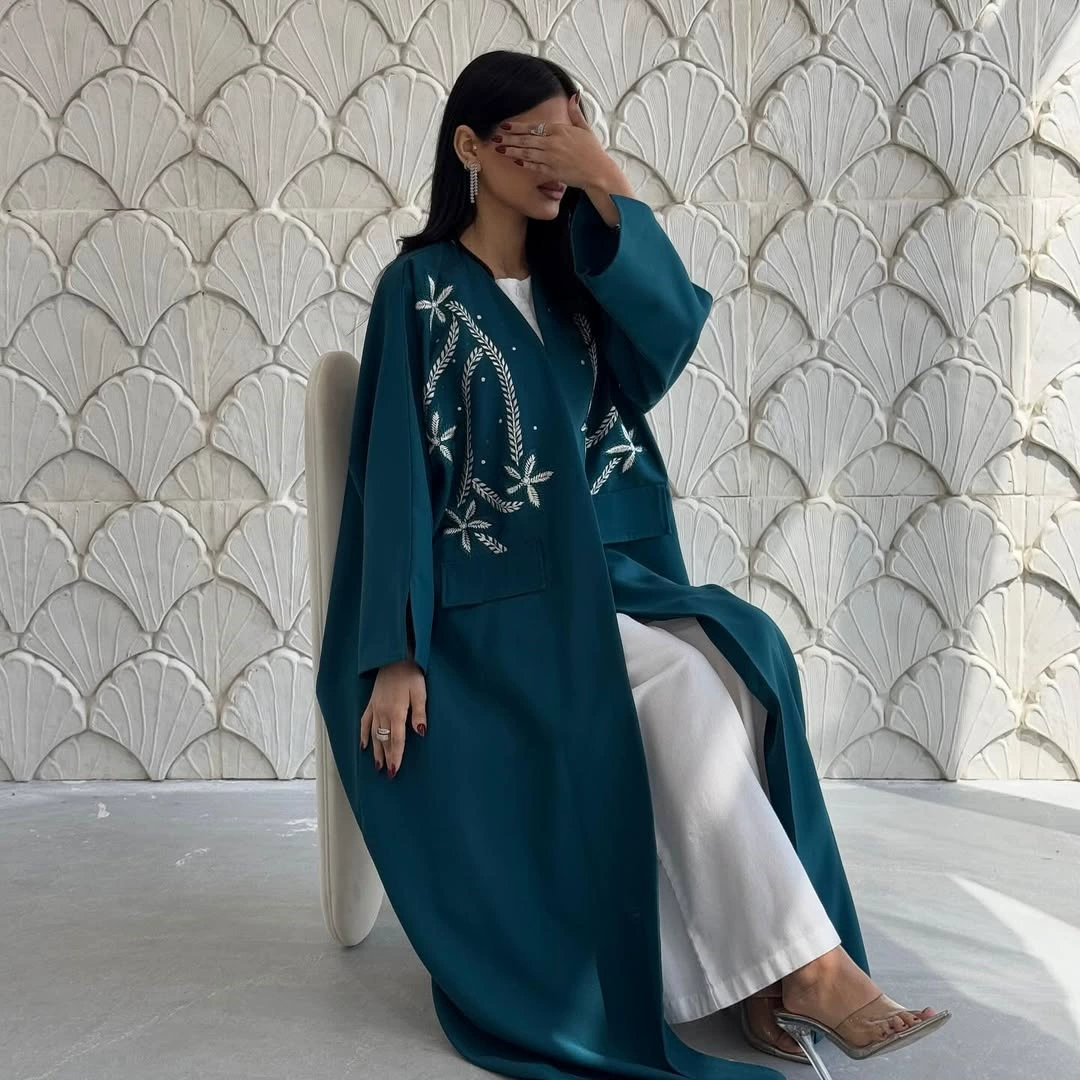 MQ213 modest new Middle Eastern embroidered cardigan cross-border hot selling women's clothing Muslim fashion ethnic abaya