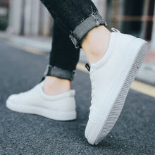 男鞋休闲鞋男潮流时尚板鞋户外青年运动鞋低帮防水鞋子男潮鞋