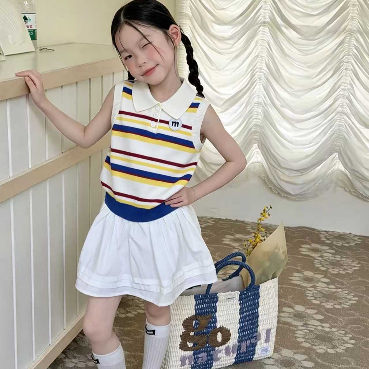 Children's knitted retro vest