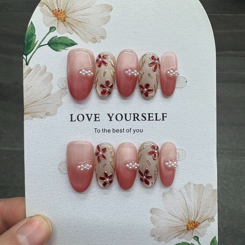 Daewoo Manicure Purely Handmade Wearable Nails Oval Shape with Gradient Red Enamel and Japanese Style Inlaid Design