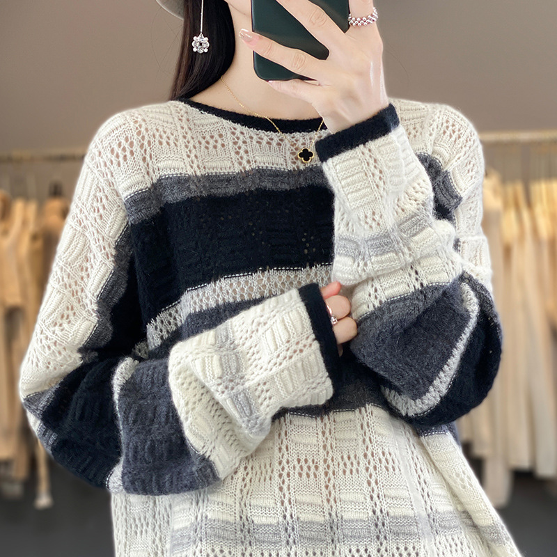 23 autumn and winter new all-wool sweater top retro color matching Korean style loose lazy striped pullover sweater for women
