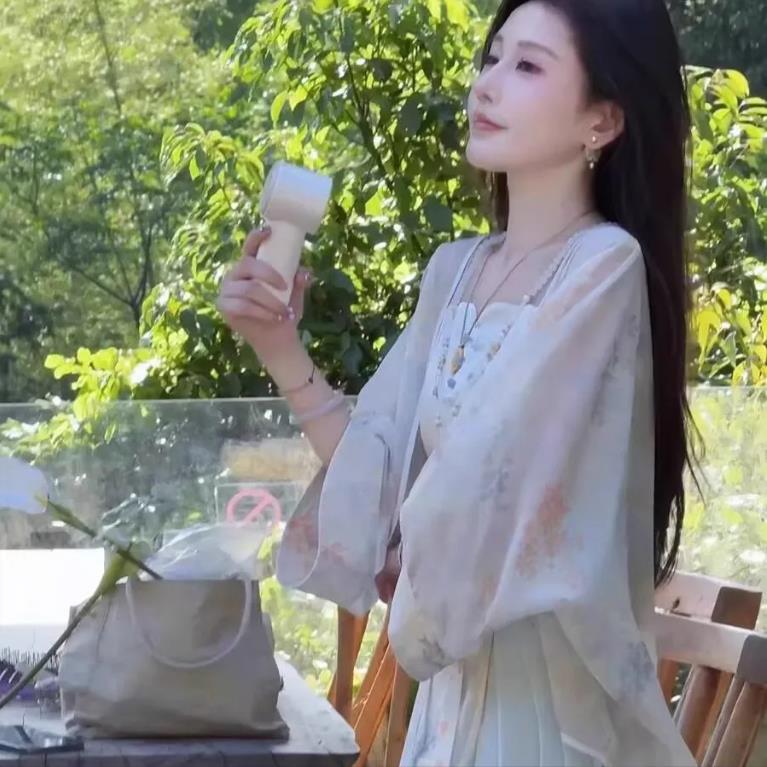 Hanfu Set 2026 Summer New Style New Chinese Style High-End Jacquard Suspender Cardigan and Skirt Three-Piece Set Hanfu Set 2026 Summer New Style New Chinese Style High-End Jacquard Suspender Cardigan and Skirt Three-Piece Set