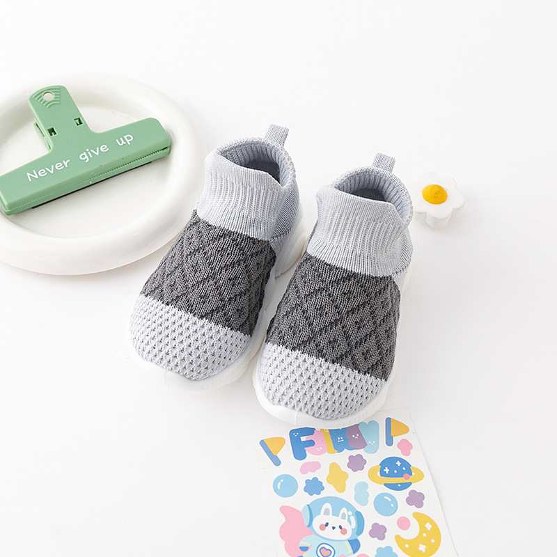 Zapatos para niños zapatos para bebés de mallas sólidas suela suave para bebés transpirables y cómodos