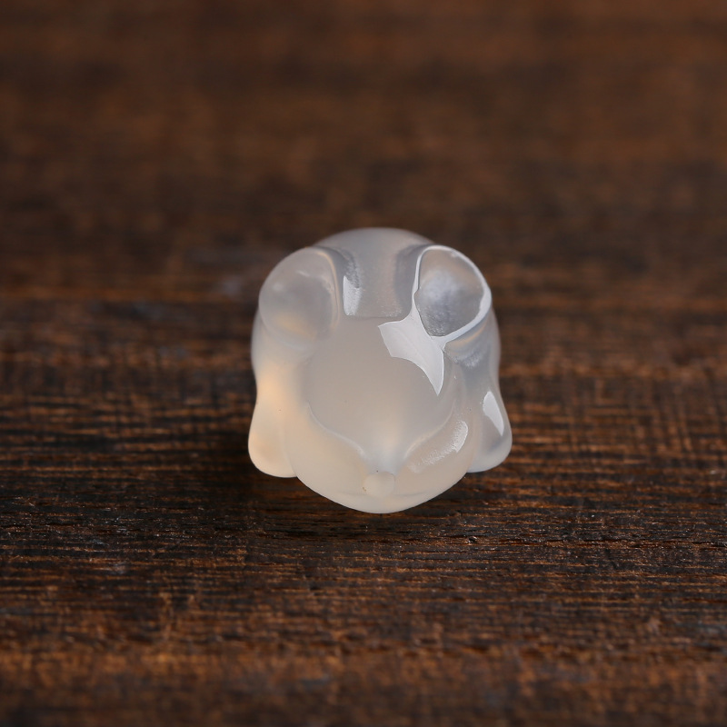 智贝详情图_7天然白玛瑙玉髓兔子玉兔吊坠DIY编织手链钥匙扣