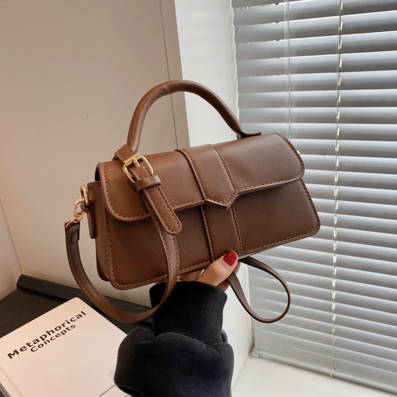 Small Design Shoulder Bag, Handheld One-Shoulder, Compact 15 × 8 × 7 cm