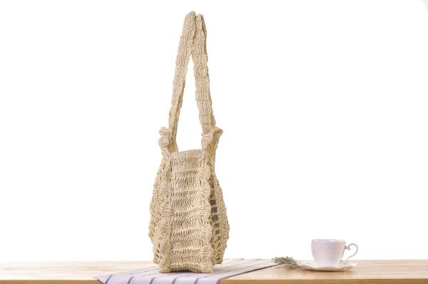 Women's Large Spring&summer Straw Solid Color Vacation Round Zipper Straw Bag display picture 6