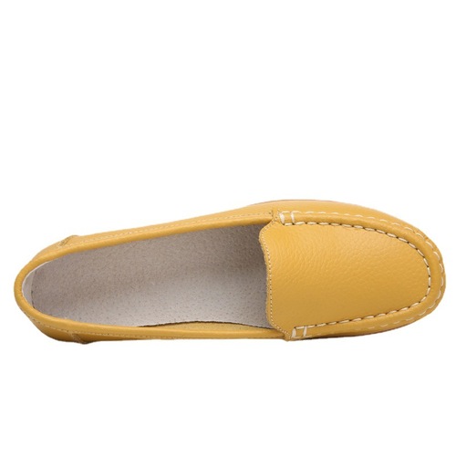 New Autumn 2020 Leather Mother Shoes for Middle-Aged Women, Sloped Heel, Casual and Fashionable Women's Shoes with Sloped Heel