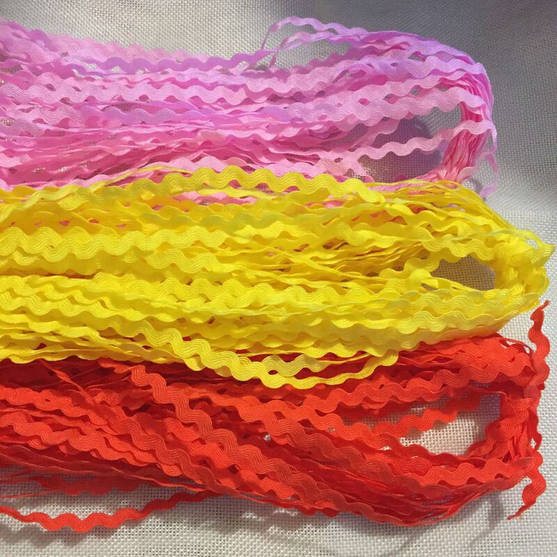 5mm color water wave edge webbing curved edge belt S-shaped lace webbing polypropylene wave belt wholesale