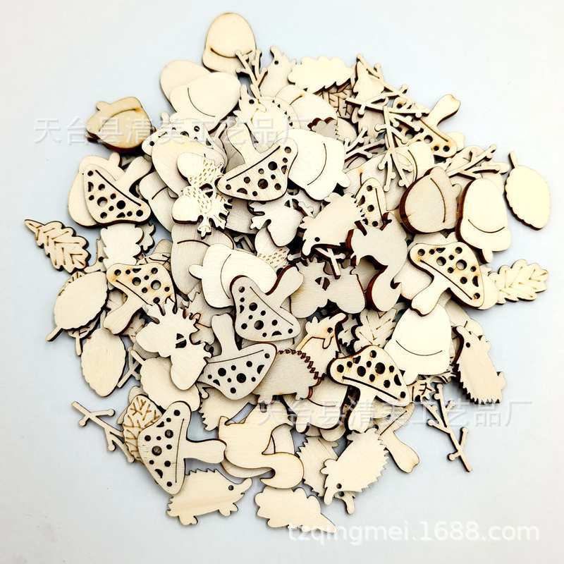 Animal madera ardilla Pino cono hojas de setas astillas de madera mixta estilo pastoral decoraciones de madera 200 unidades por paquete