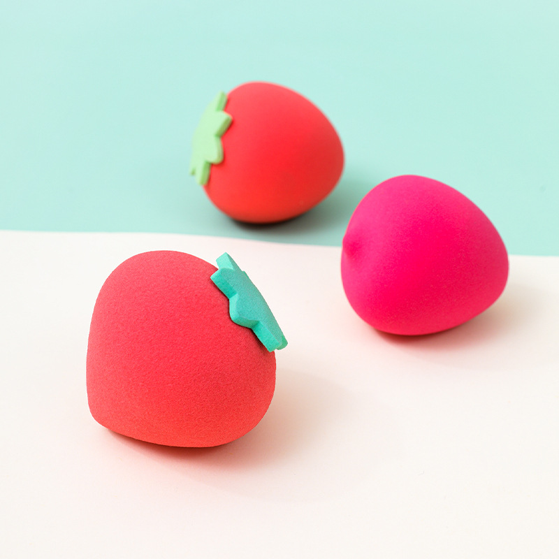 Fábrica de maquillaje de belleza de frutas personalizado, soplo de polvo de huevo, seco y húmedo, doble uso transfronterizo sin látex, maquillaje de fresa, huevo de esponja