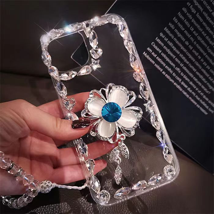 iPhone15 Rhinestone Clover Case
