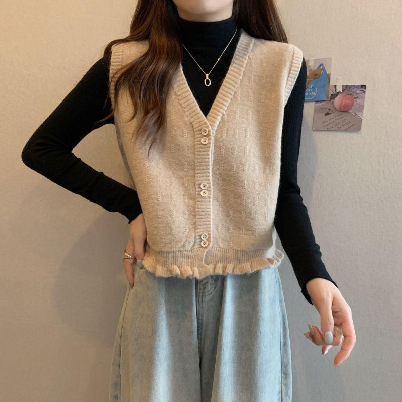 Knitted Vest for Women 2025 New Style Early Spring Short Ruffled Cardigan Sweater Vest Layered Sleeveless Top for Women
