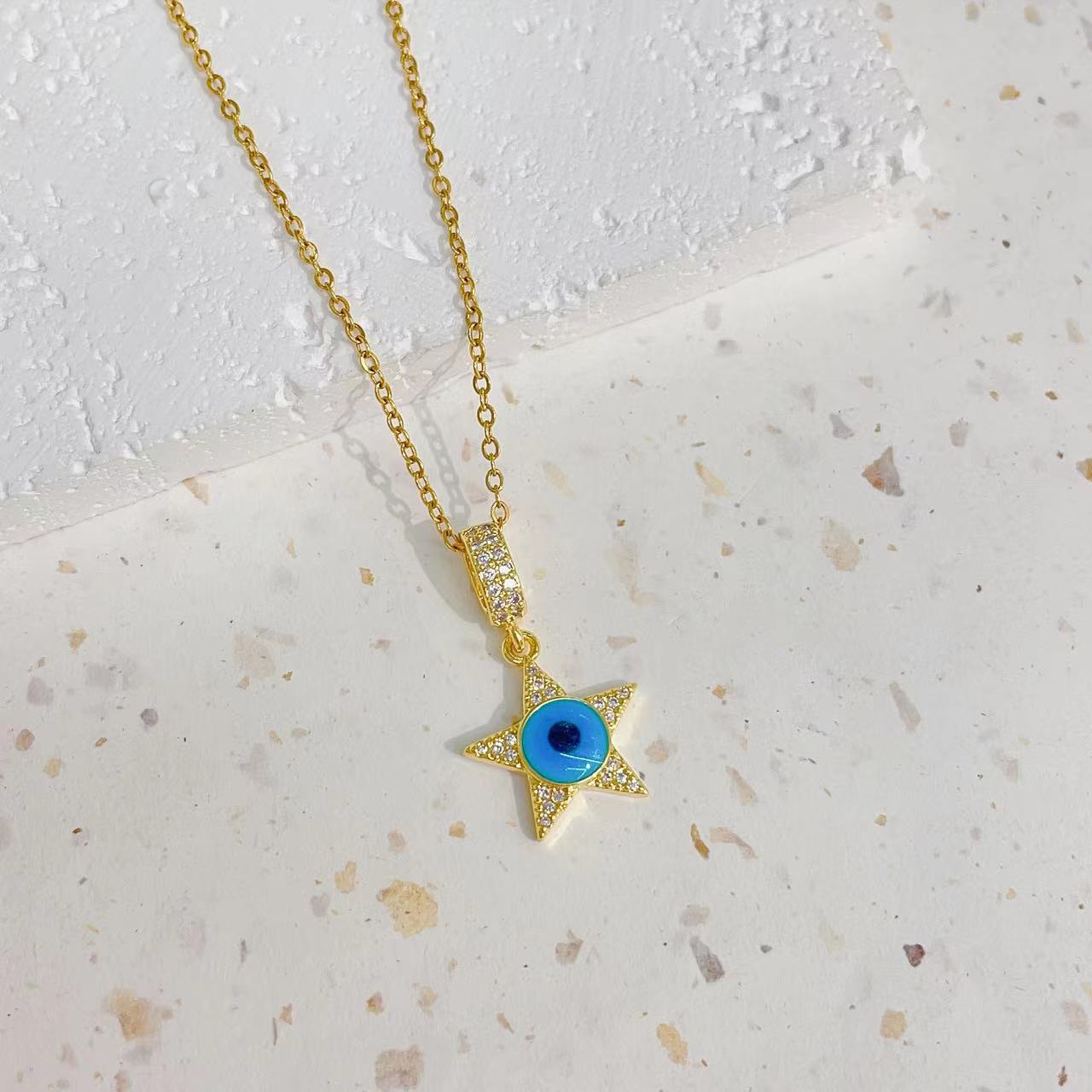 Fashion Star Moon Eye Titanium Steel Copper Plating Inlay Zircon Pendant Necklace 1 Piece